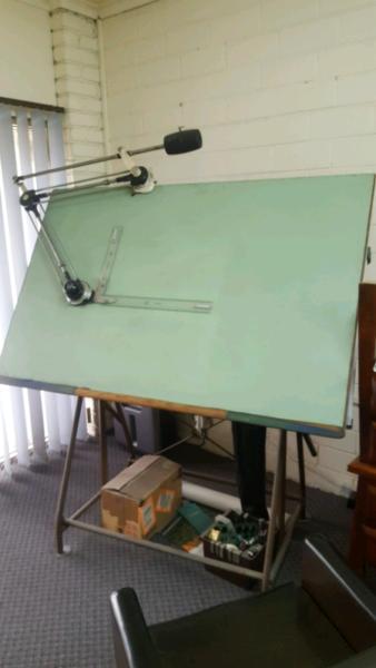 Drawing board and stand with parallel arm drafting machine