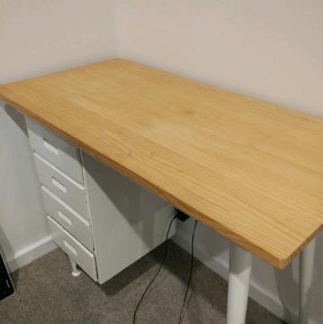 Hand crafted desk