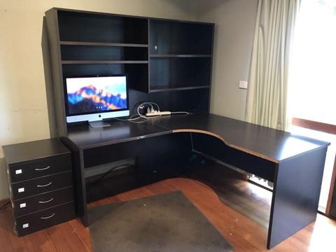 Large corner desk, shelves and 4 drawer
