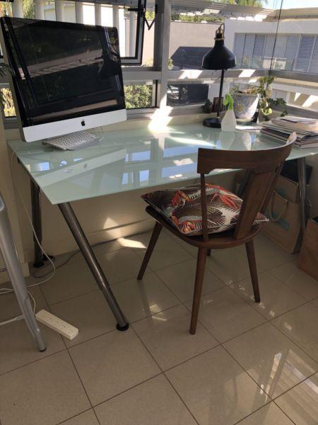 Frosted Glass Desk with loose leg