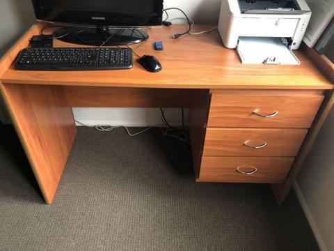 Computer Desk/ Study Desk