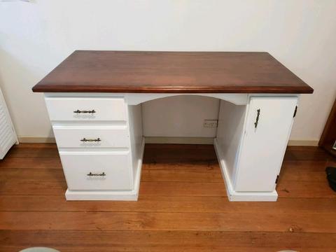 Solid timber desk