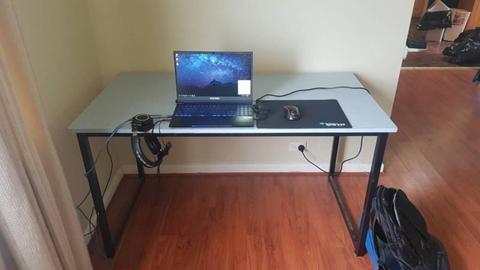 Computer/study Desk
