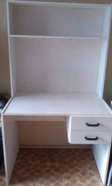 desk with removable hutch