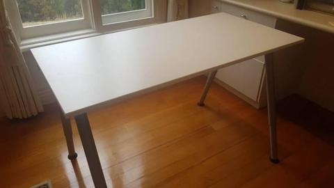 Desk IKEA Table