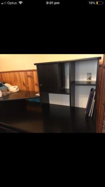 Wanted: Computer desk