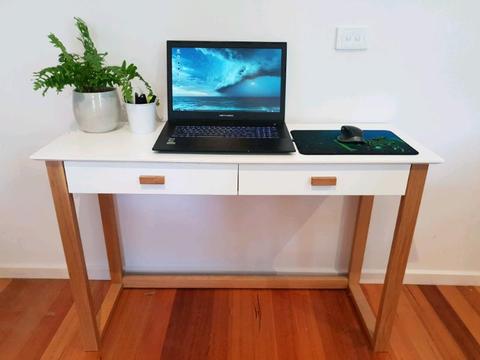 Laptop/computer desk/entry console table