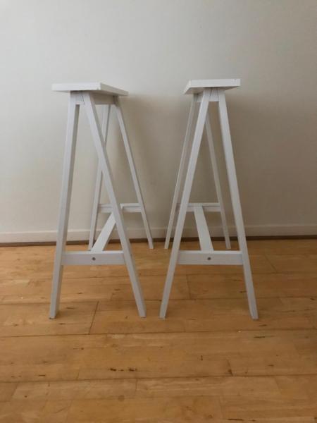 Tressle legs for desk or table