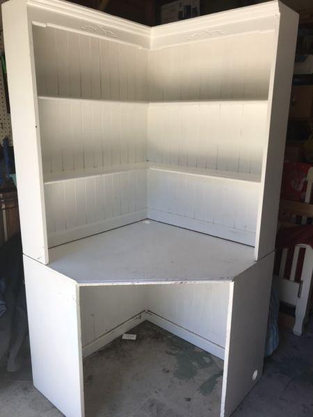 White Desk with shelves