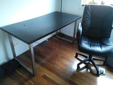Desk and chair - FREE
