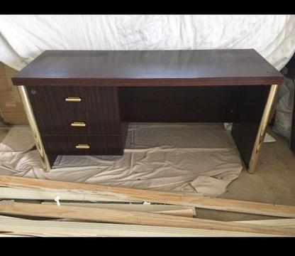 FREE large 2 Piece desks with drawers