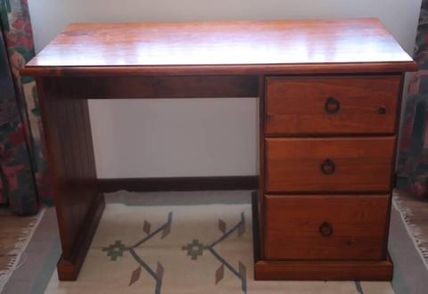 Solid wood student desk. Excellent condition