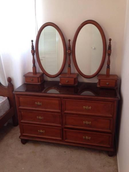 Wooden Dresser, with FREE Protector Glass top and Mirrors