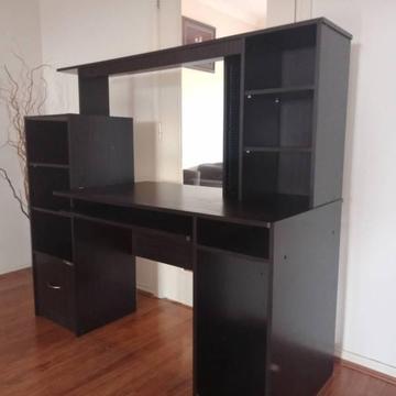 Dark Brown/Black Study Table in good condition
