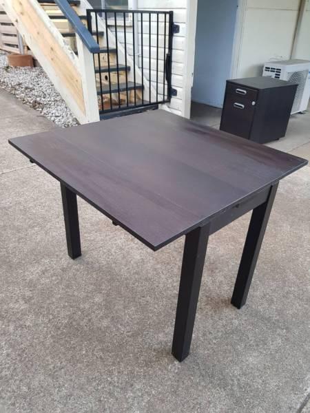 Ikea extendable table (dining table or office desk)