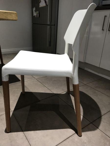 Dining room chair! Indoor or even outdoor!