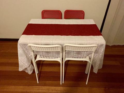4 chair Dinning table