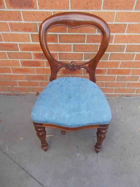 #2 Vintage Balloon Back Dining Kitchen Chair Bedroom Display #2