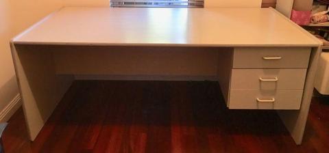 Spacious Homework/ Computer/ Work / Office Desk