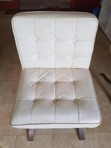 6 X CREAM LEATHER CHAIRS