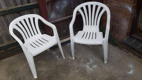 Dec 099?# 2 x Plastic chairs