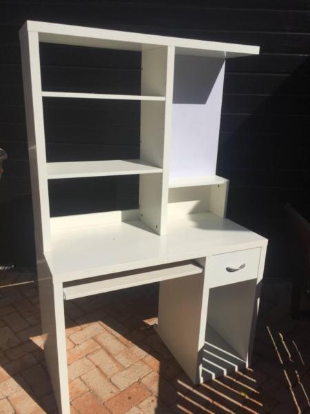 Large White Computer Desk with Hutch