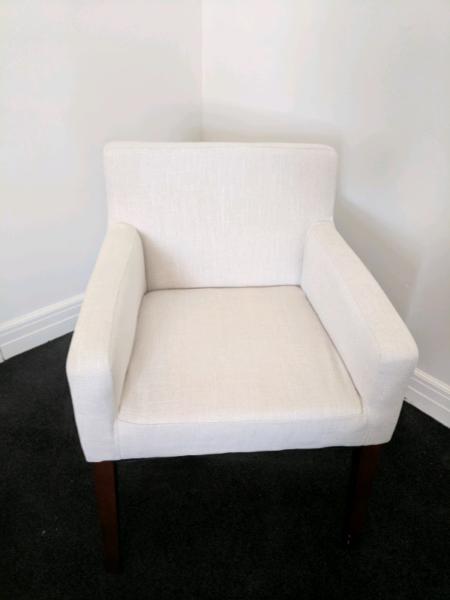 Brosa dining chairs 8 available