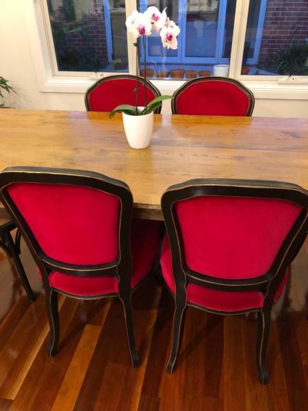 Four dinning chairs good condition