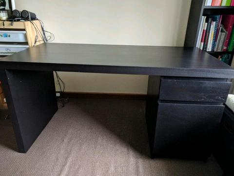 Desk IKEA MALM