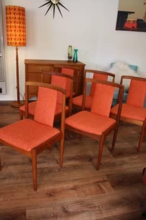 Parker circular table& 6 T back dining chairs