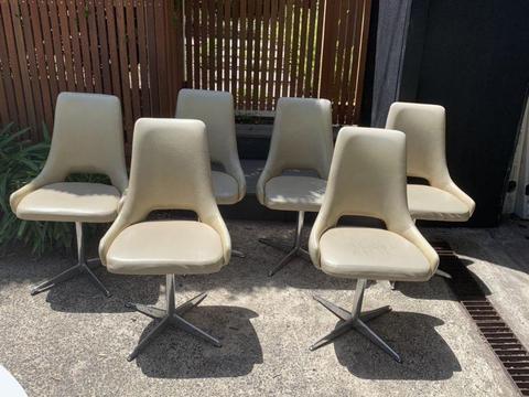 6 awesome retro swivel dining chairs. Great condition