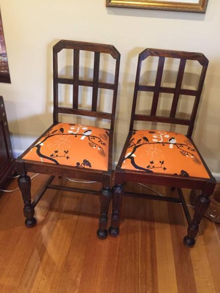 Chairs, dining or casual use, Jacobian, qty 2