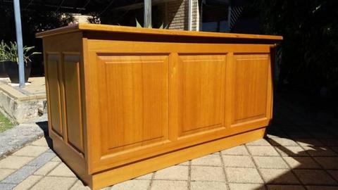 Tassie Oak Desk in great condition