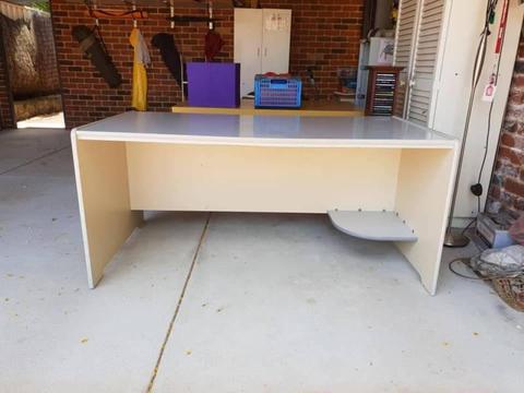 Study Desk great condition