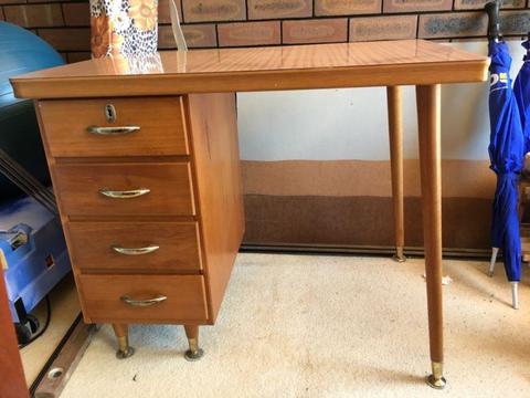 Small desk with drawers