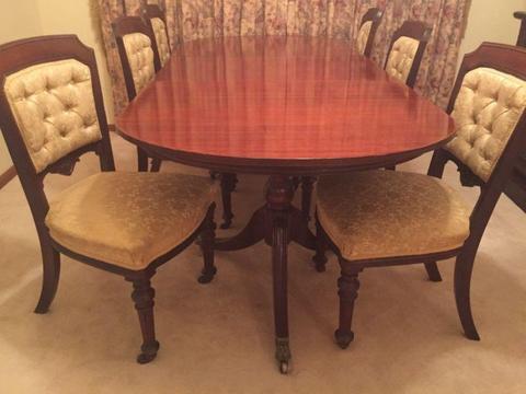 Mahogany 6 seater dining suite