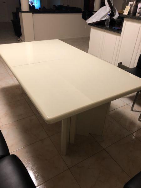 Cream Solid Laquered Dining Table (extendable)