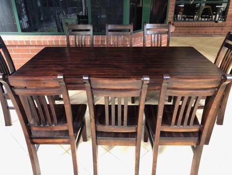 Dinning table set (Solid timber)