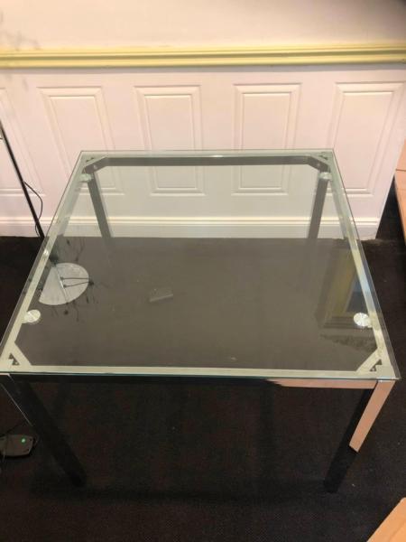 Unused top Quality Tempered Glass top, Steel Base Dining table