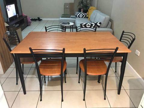 6 seater table and chairs