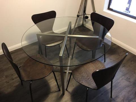 4 seater glass round table with chairs
