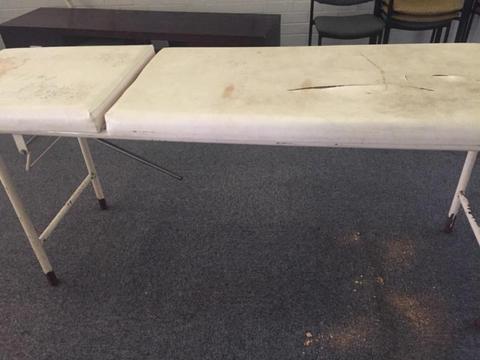 Used physio table