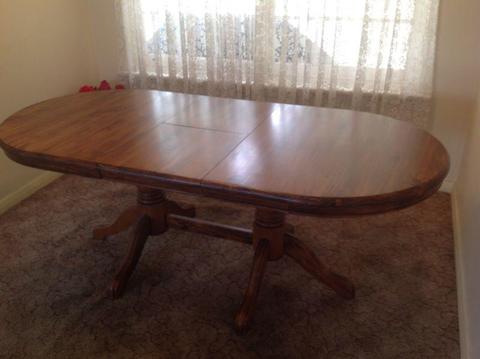 Dining Room Oval Table