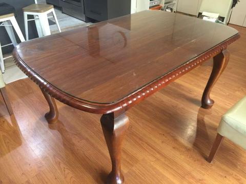 Antique 6person Dining Table