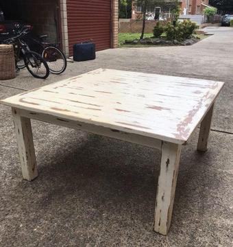 Gorgeous solid timber table BARGAIN
