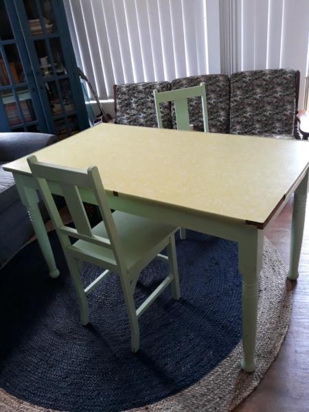 Vintage table, chairs