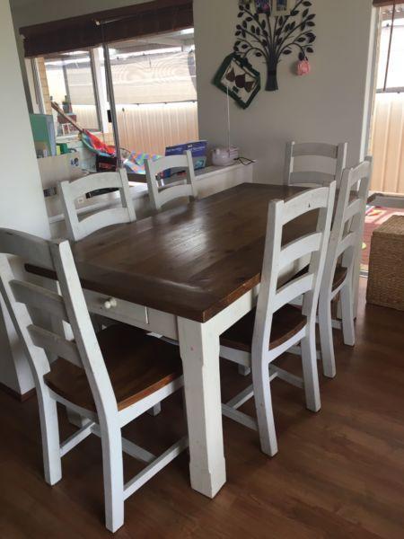 7 piece farmhouse table and chairs