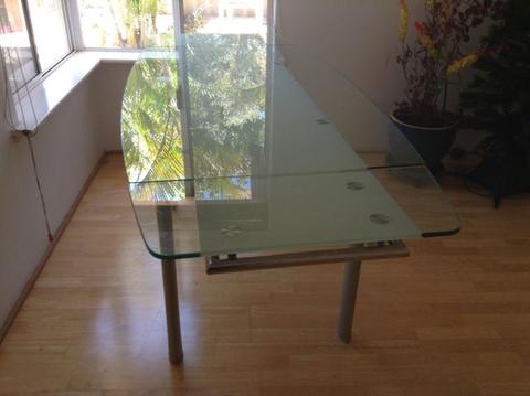 Adjustable Glass Table 8 person