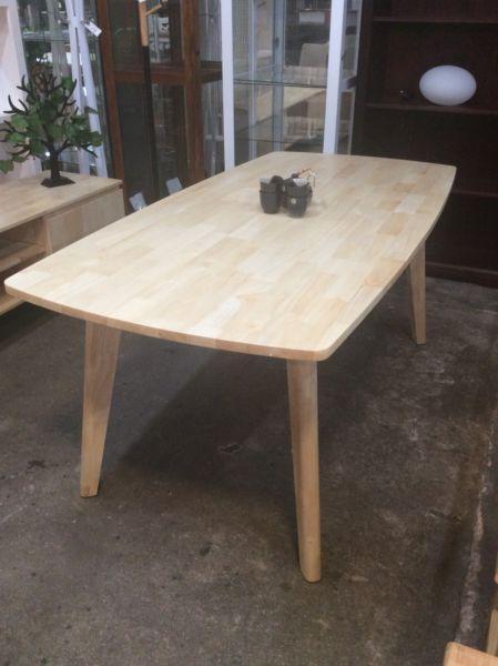'Camden' Natural 1500x900 Dining Table (Brand New)