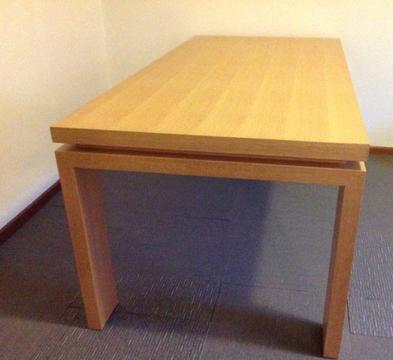 Brand new dinning table 180x90 six seater